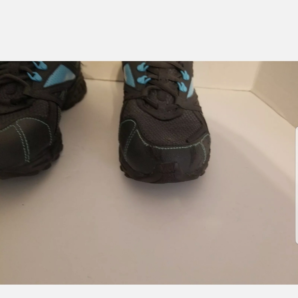 Women's Reebok's Size 10! - Picture 9 of 12